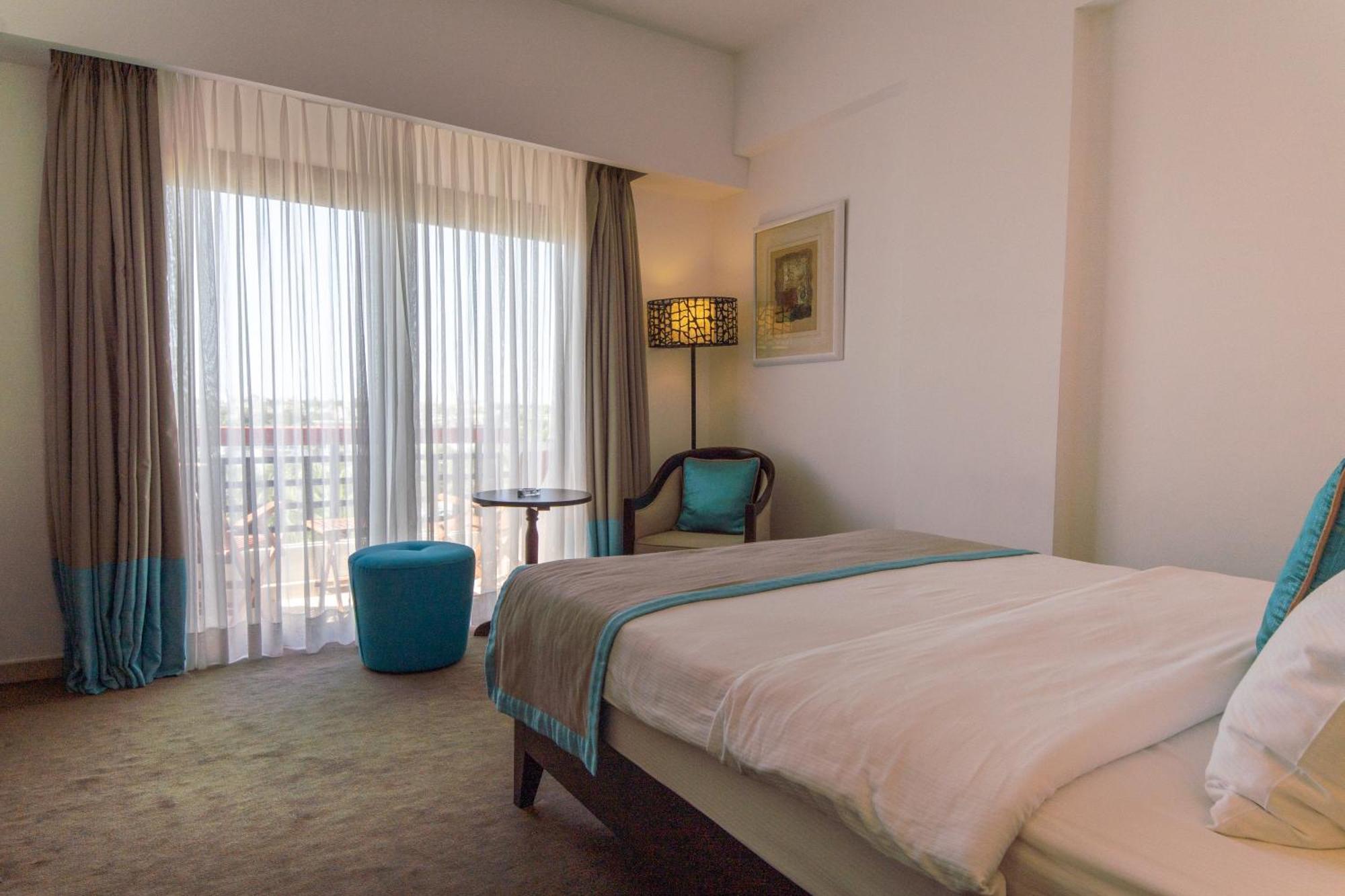 פמגוסטה Arkin Palm Beach Hotel מראה חיצוני תמונה